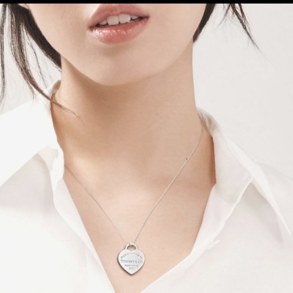 Tiffany & Co. Large Sterling Silver Heart Pendant - Picture 11 of 13